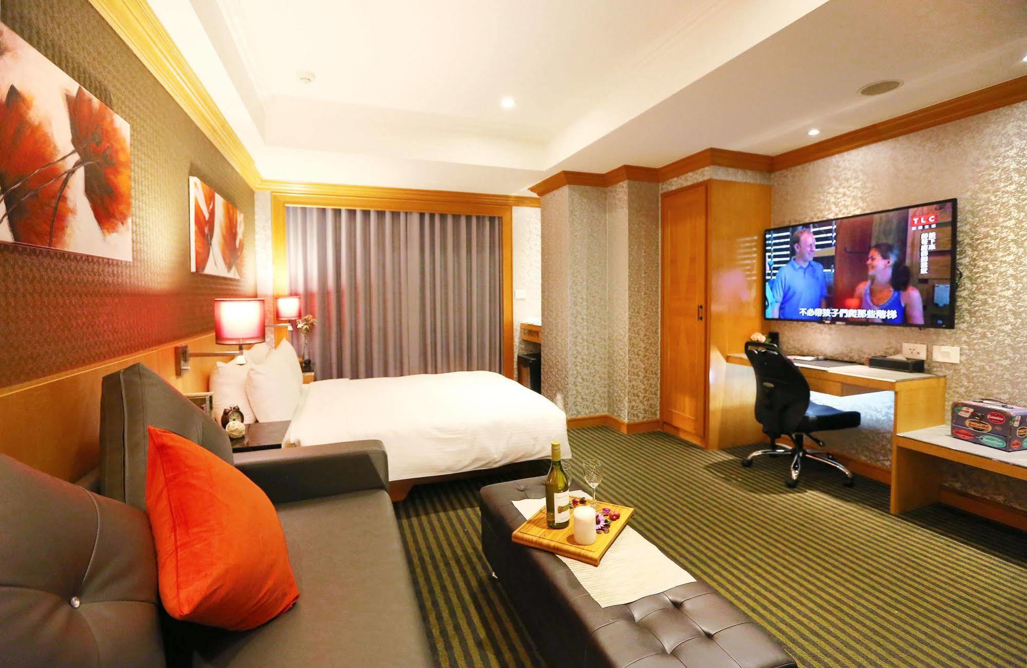 Beauty Hotels Taipei - Hotel Bchic Bagian luar foto